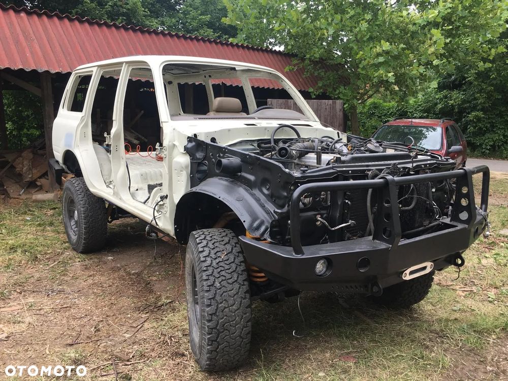 Toyota Land Cruiser - 17