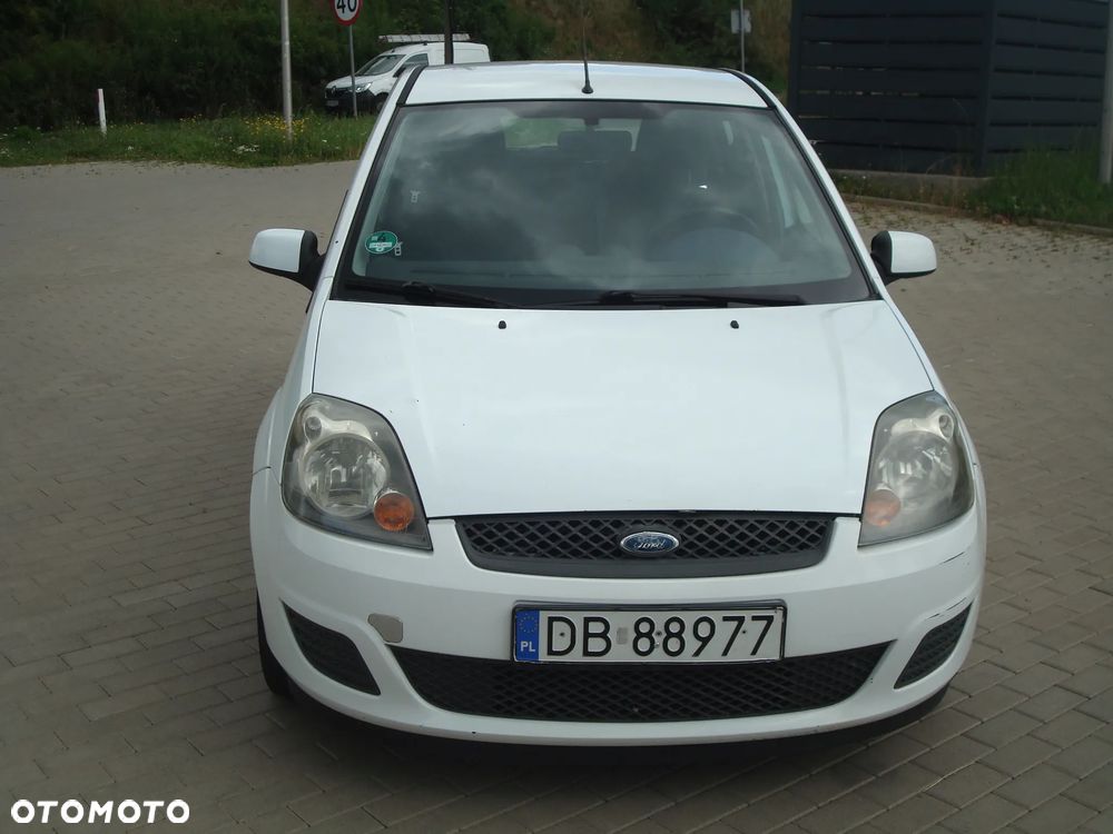 Ford Fiesta 1.25 Trend - 16