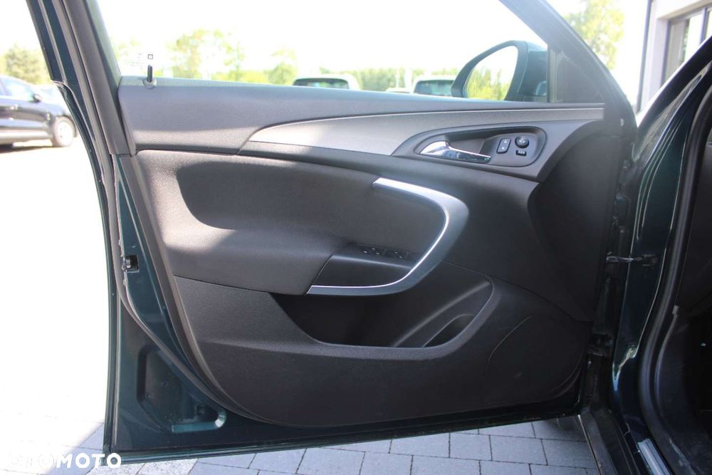 Opel Insignia - 19