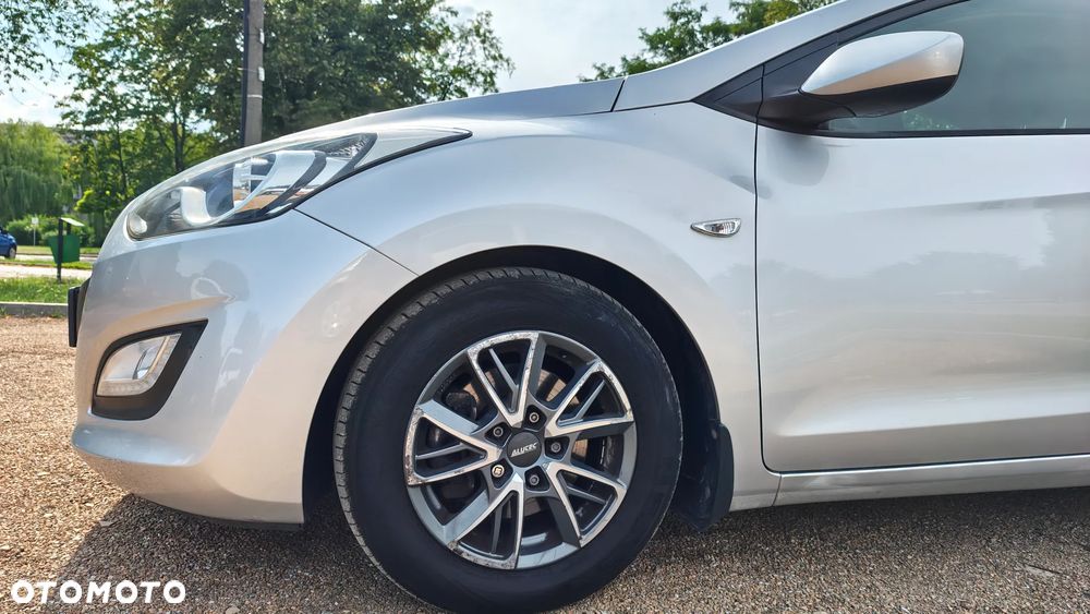 Hyundai i30 1.4 CRDi Comfort - 14