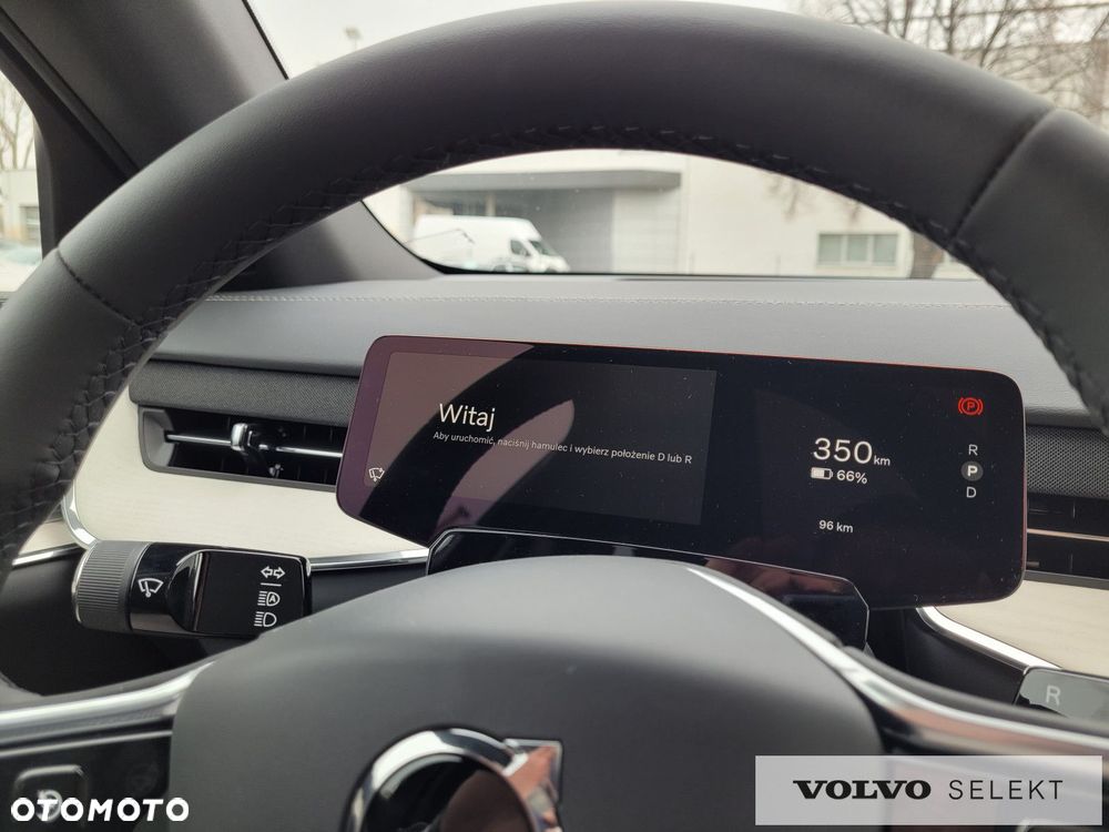 Volvo EX90 - 13