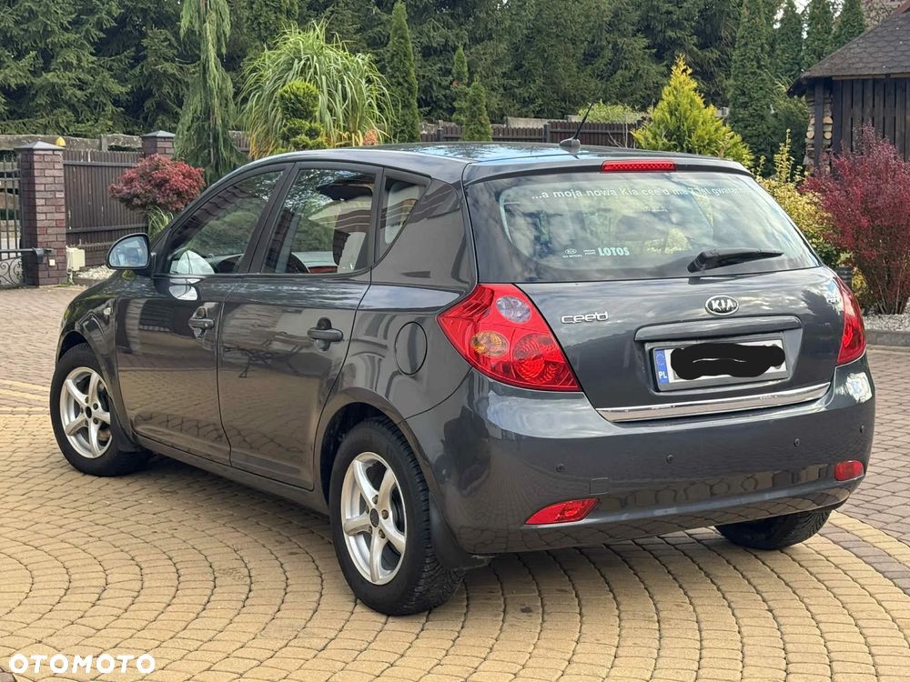 Kia Ceed Cee'd 1.6 Crdi Comfort - 4