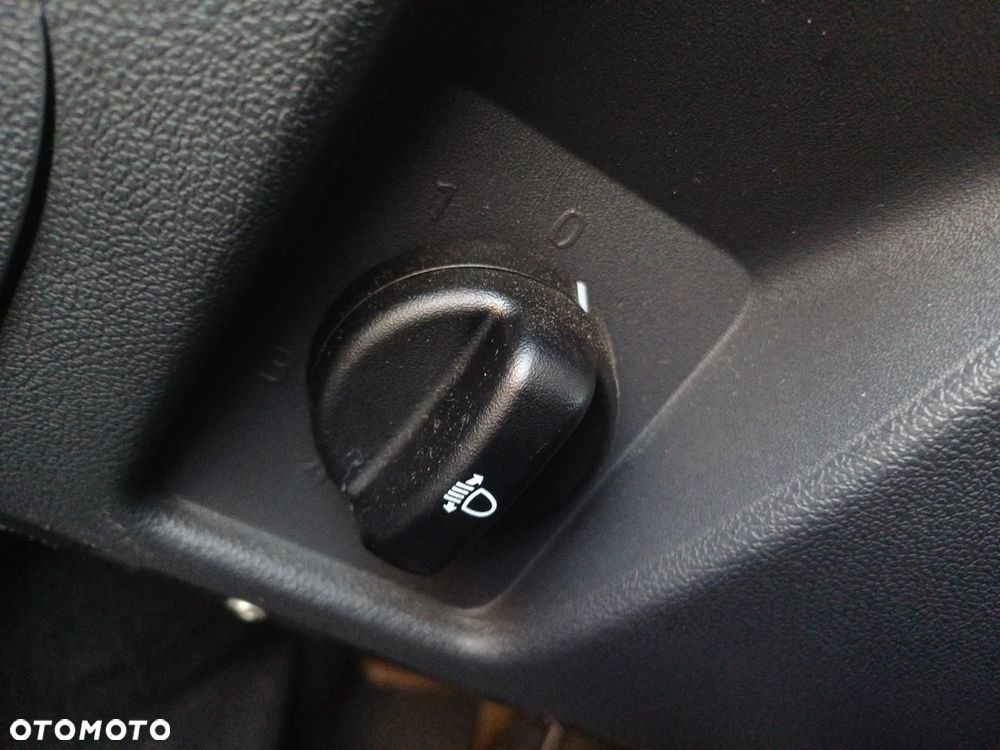 Dacia Duster 1.6 SCe S&S - 23