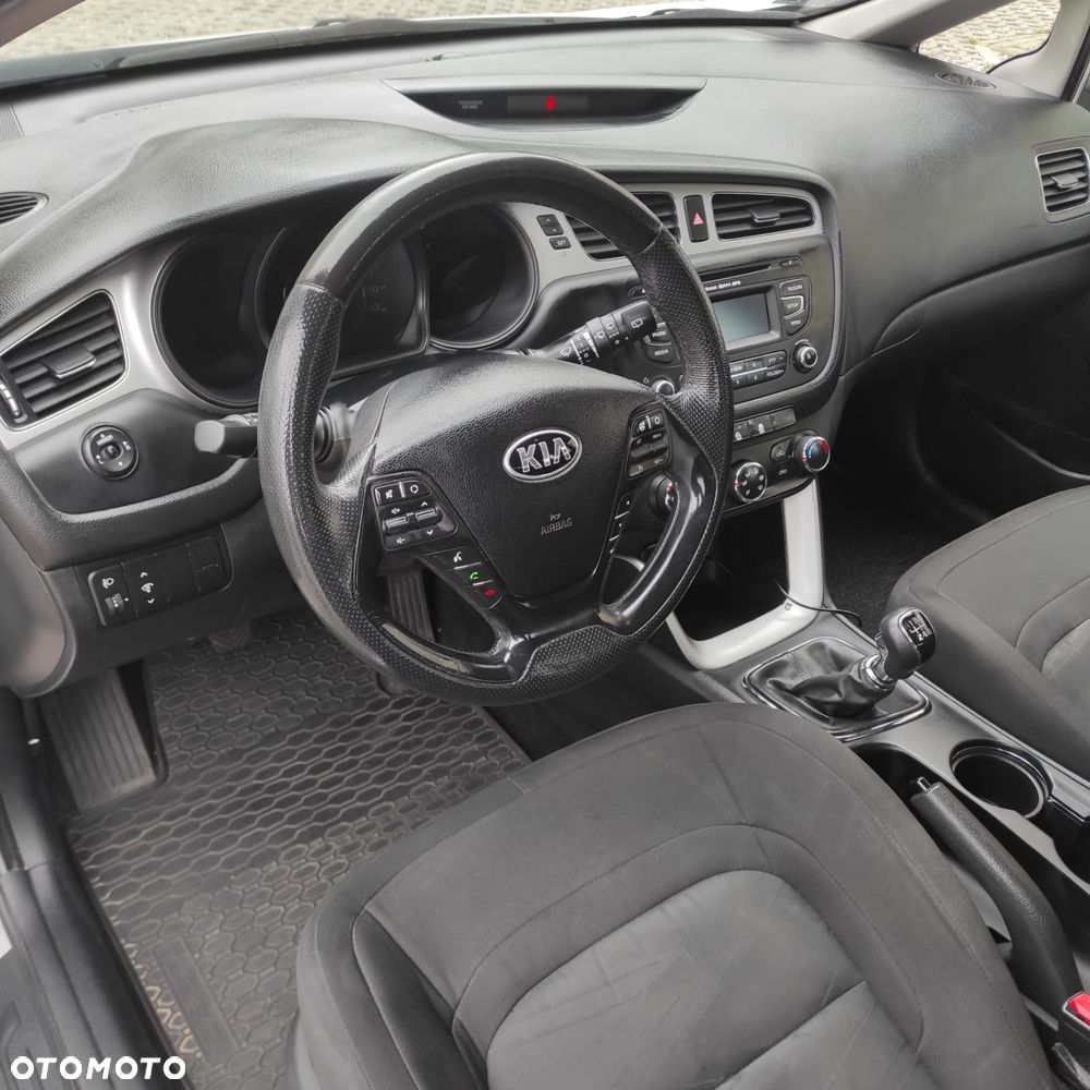 Kia Ceed 1.4 CRDi M - 12