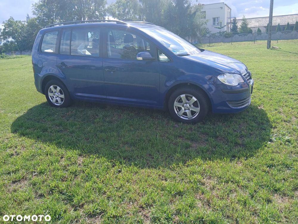 Volkswagen Touran 1.9 TDI Conceptline - 8