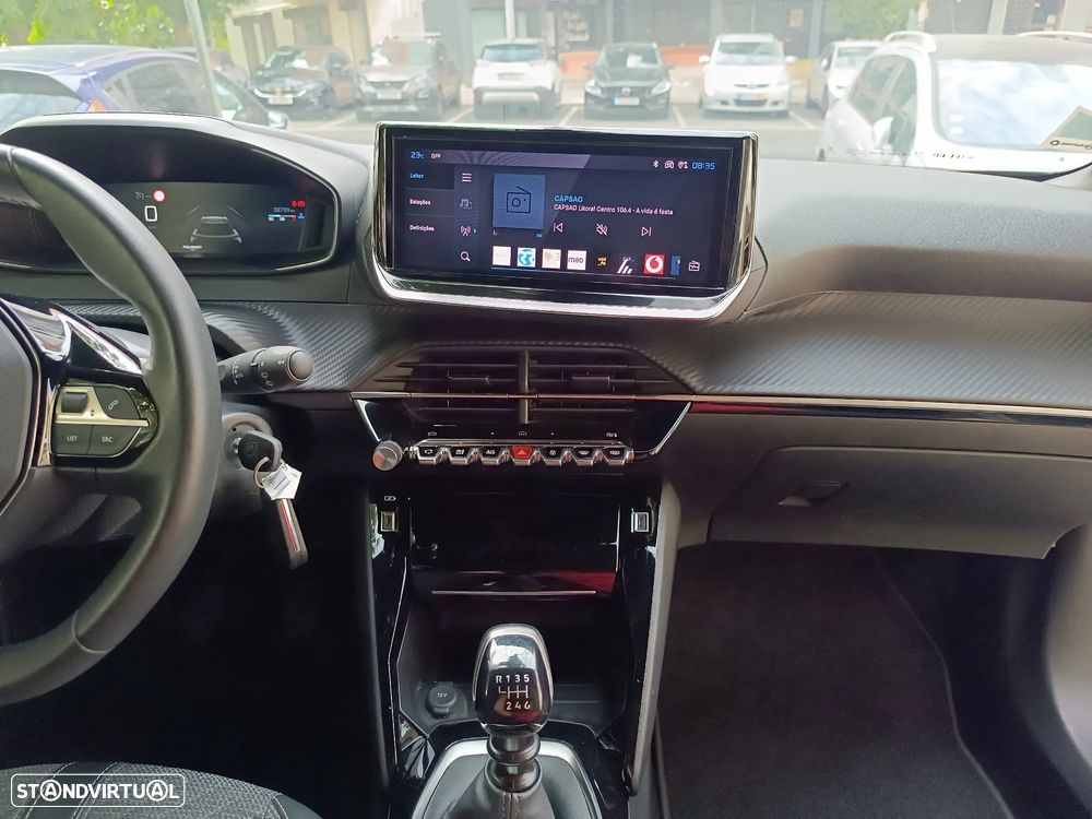 Peugeot 2008 1.2 PureTech Allure Pack - 29