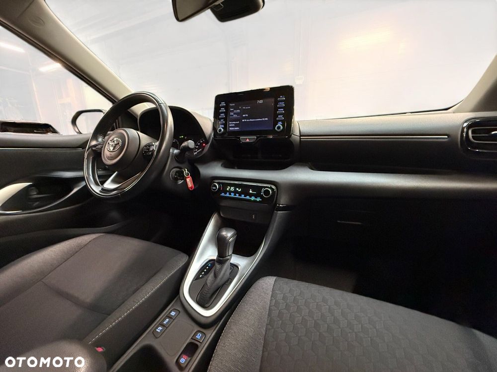 Toyota Yaris - 26