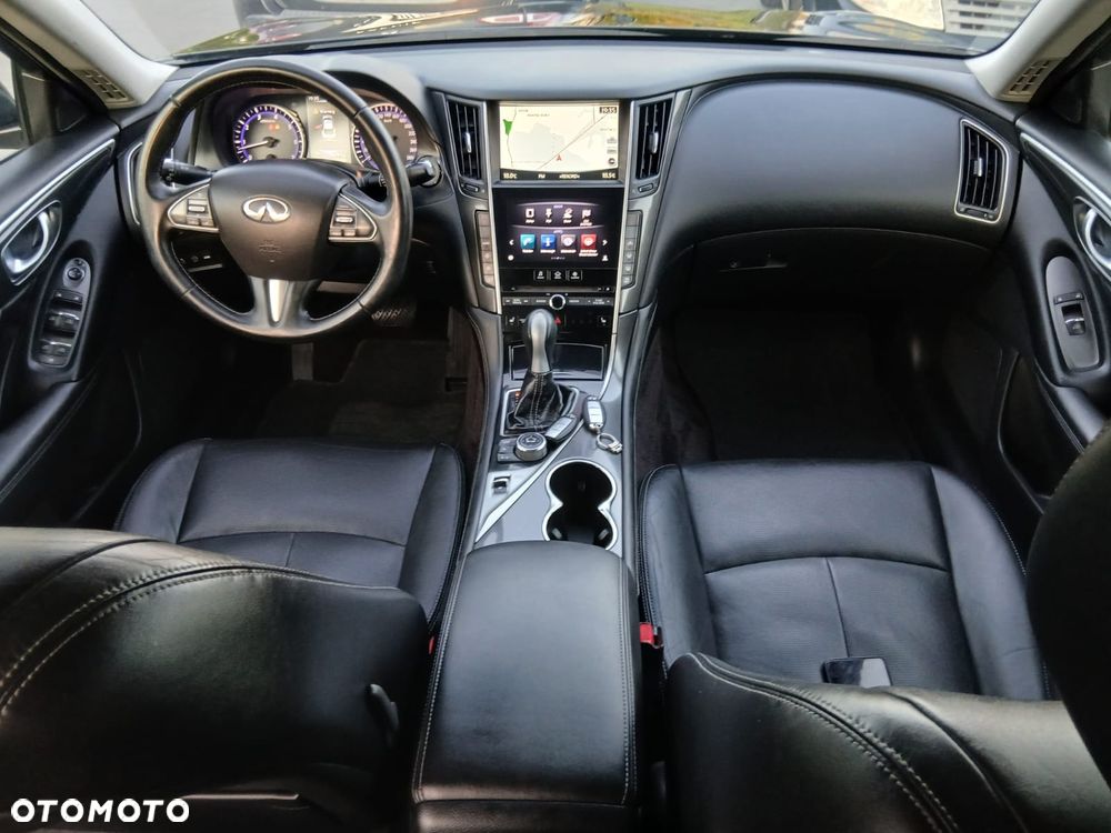 Infiniti Q50 - 35