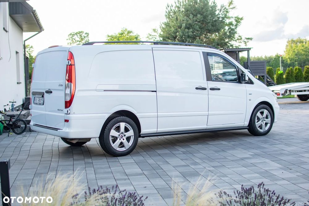 Mercedes-Benz VITO 122 - 12
