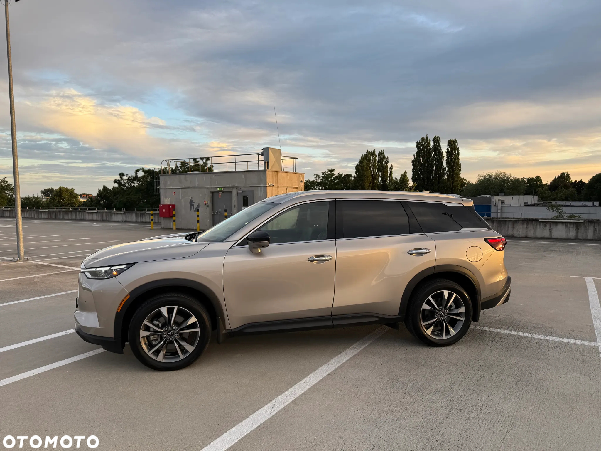 Infiniti QX60 - 6