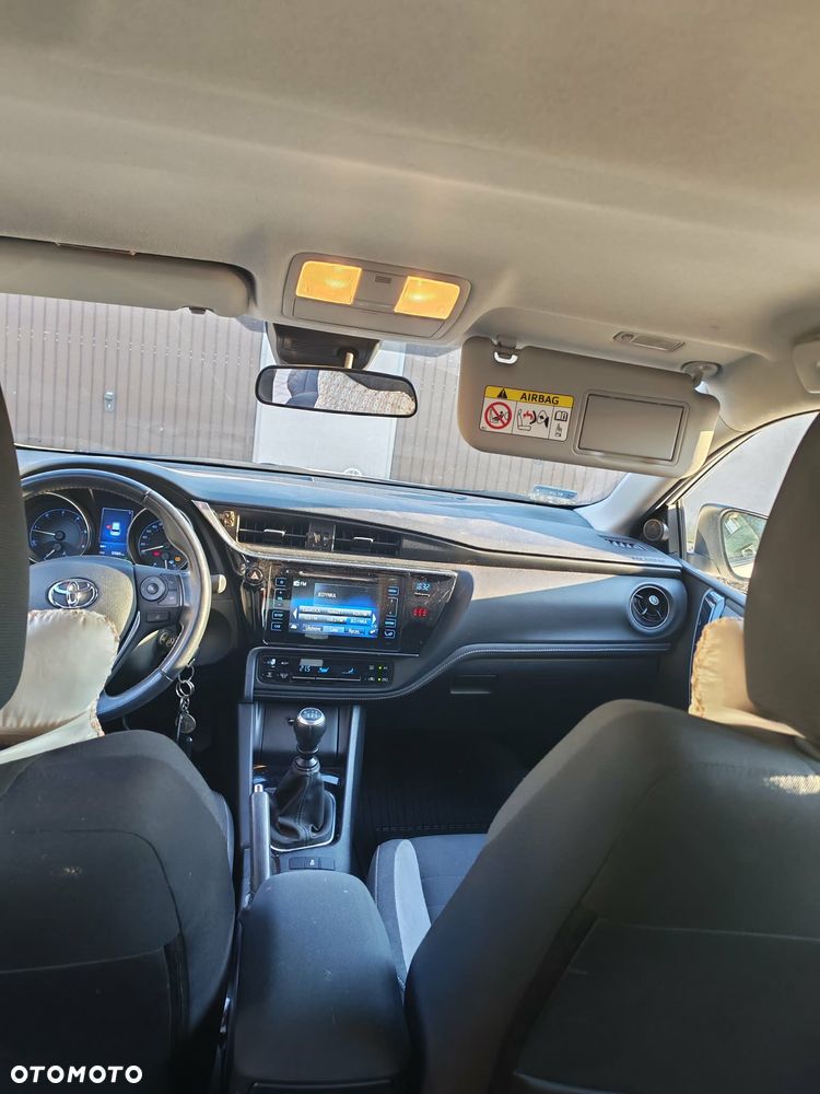 Toyota Auris - 3