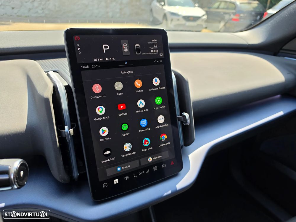 Volvo EX30 Single Motor Extended Range RWD Plus - 21