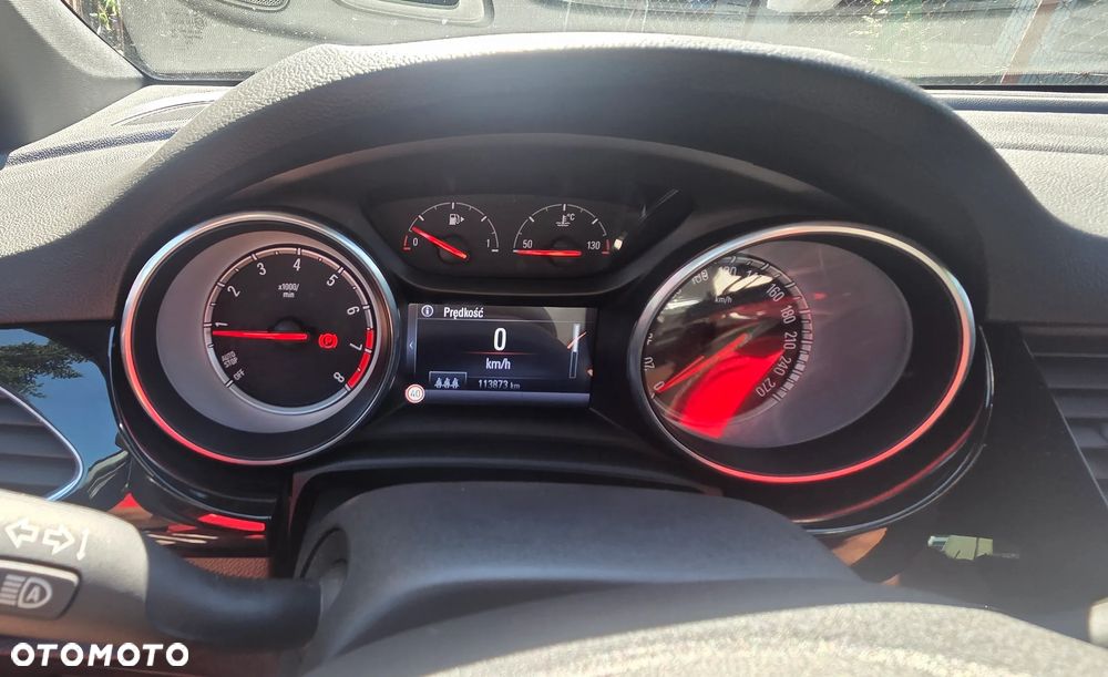 Opel Astra 1.6 T Dynamic S&S - 3