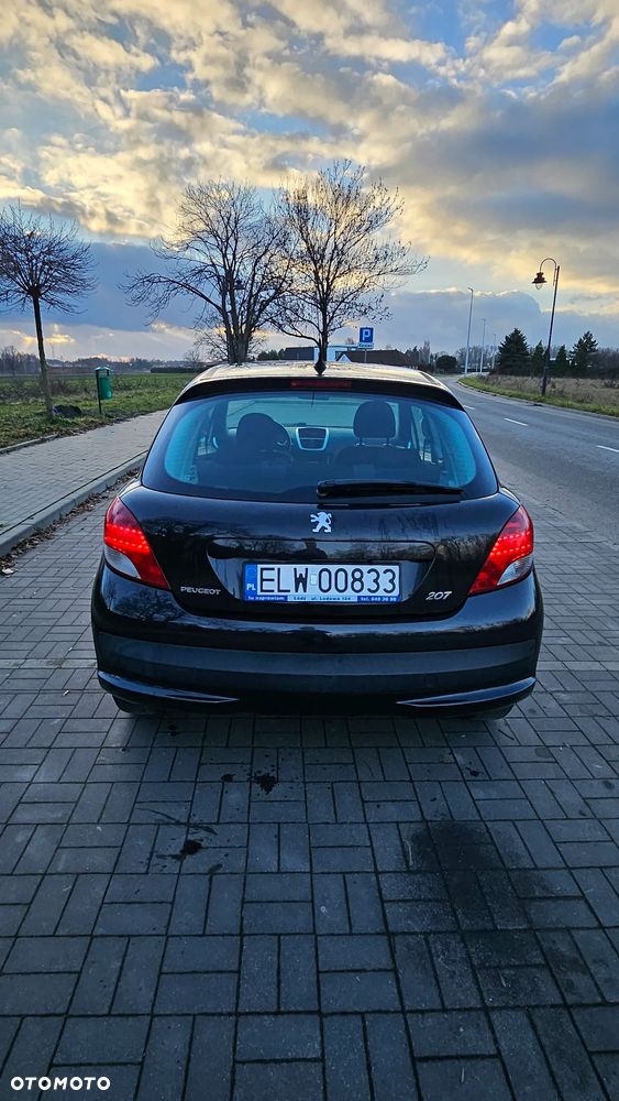 Peugeot 207 - 7