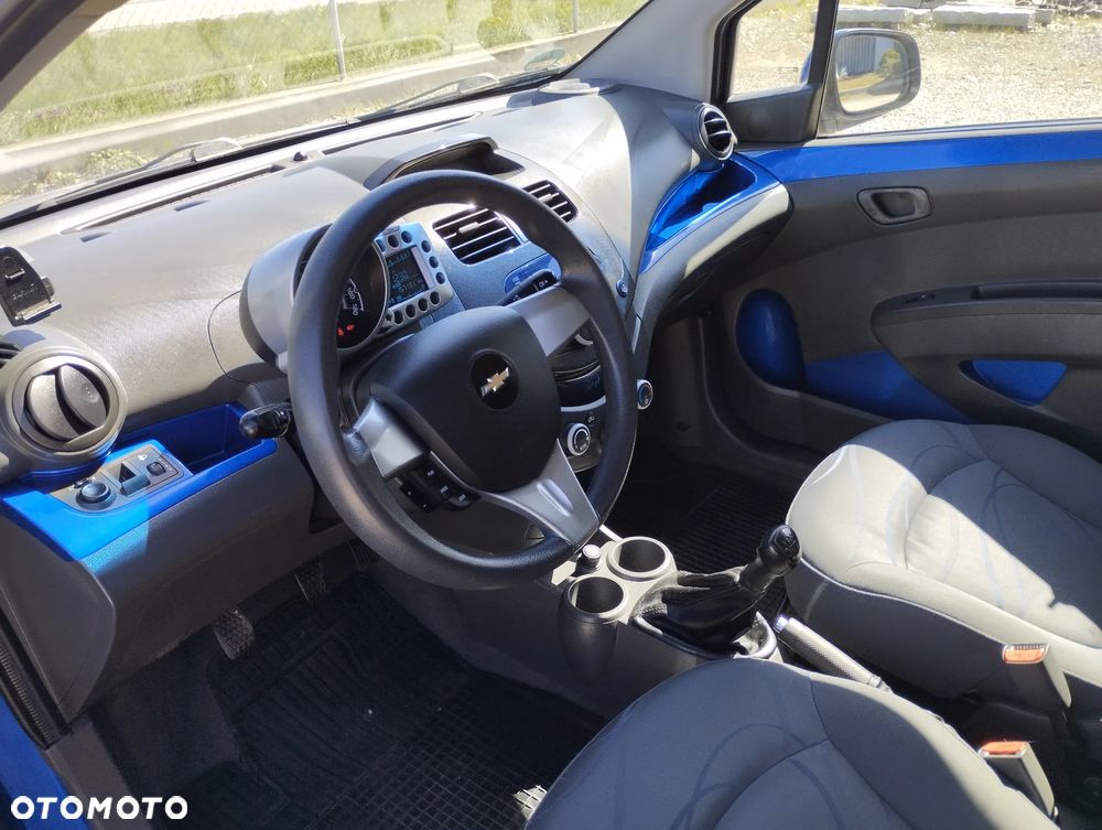 Chevrolet Spark 1.2 LT - 17