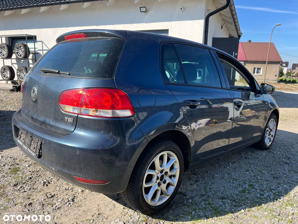 Volkswagen Golf - 5