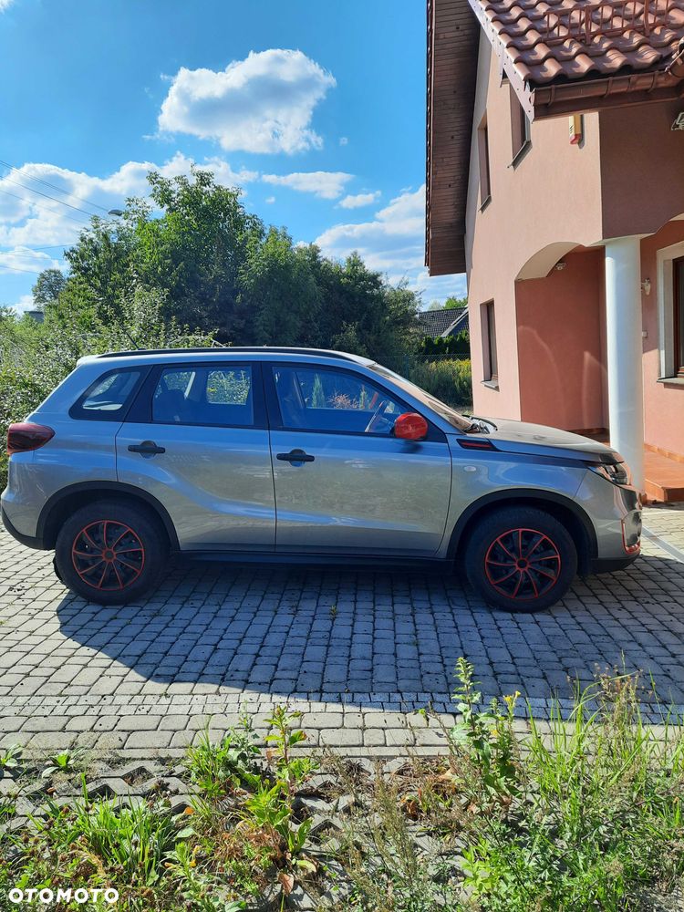 Suzuki Vitara - 3