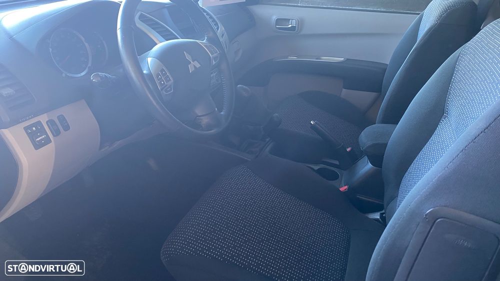 Mitsubishi L200 - 7