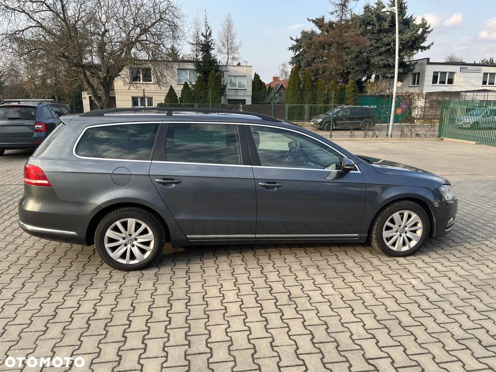 Volkswagen Passat 2.0 TDI Comfortline - 21