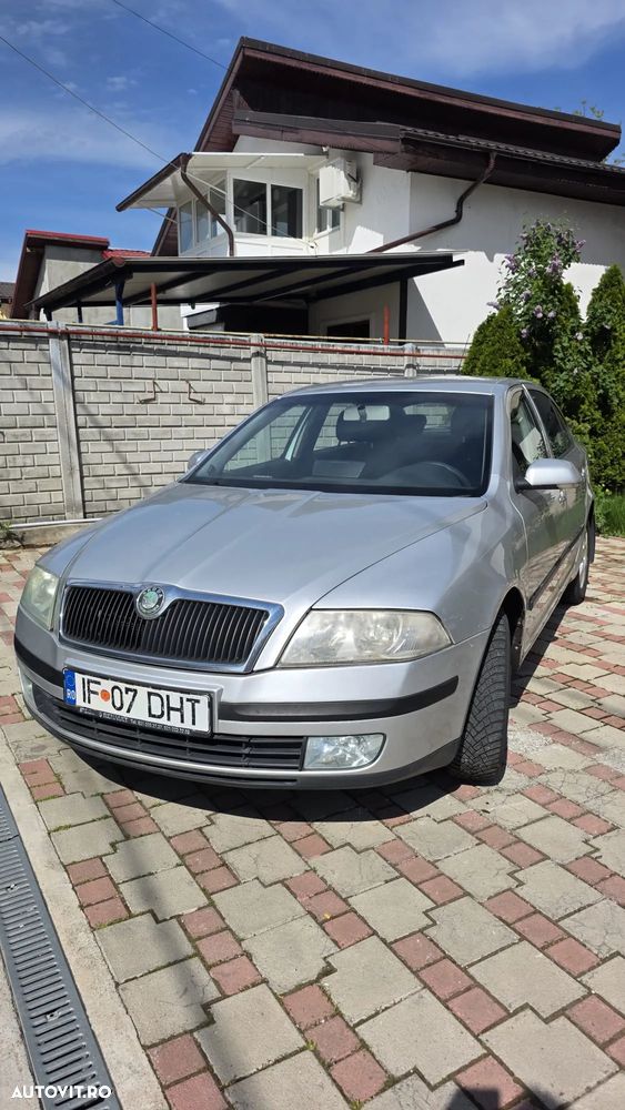 Skoda Octavia 1.9TDI Elegance Aut - 1