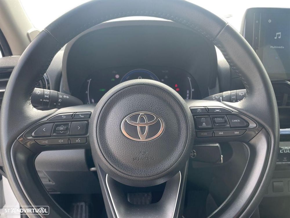 Toyota Yaris Cross 1.5 Hybrid Comfort Plus - 17