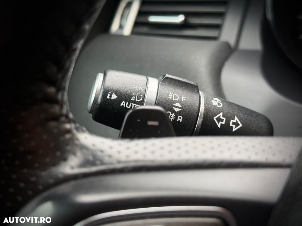 Land Rover Range Rover Evoque - 23