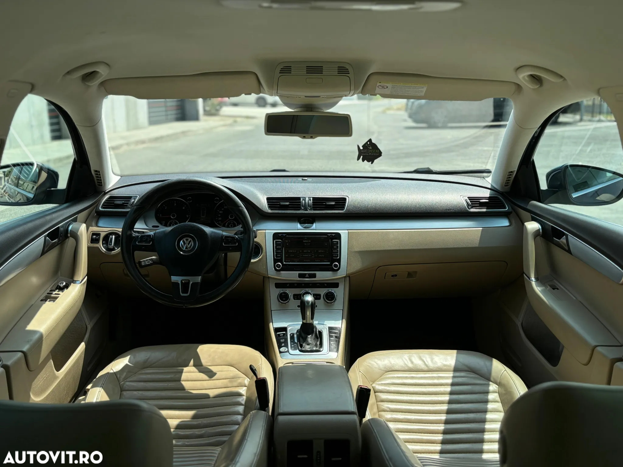 Volkswagen Passat Variant 2.0 TDI BlueMotion Technology Highline DSG - 23