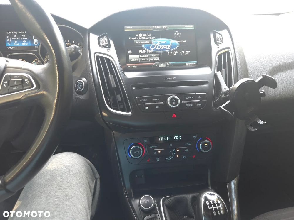 Ford Focus - 16