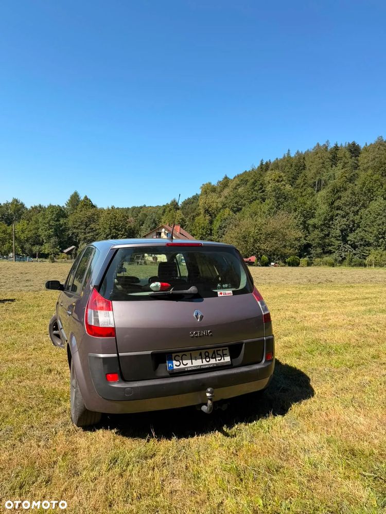 Renault Scenic 1.6 16V Emotion - 5
