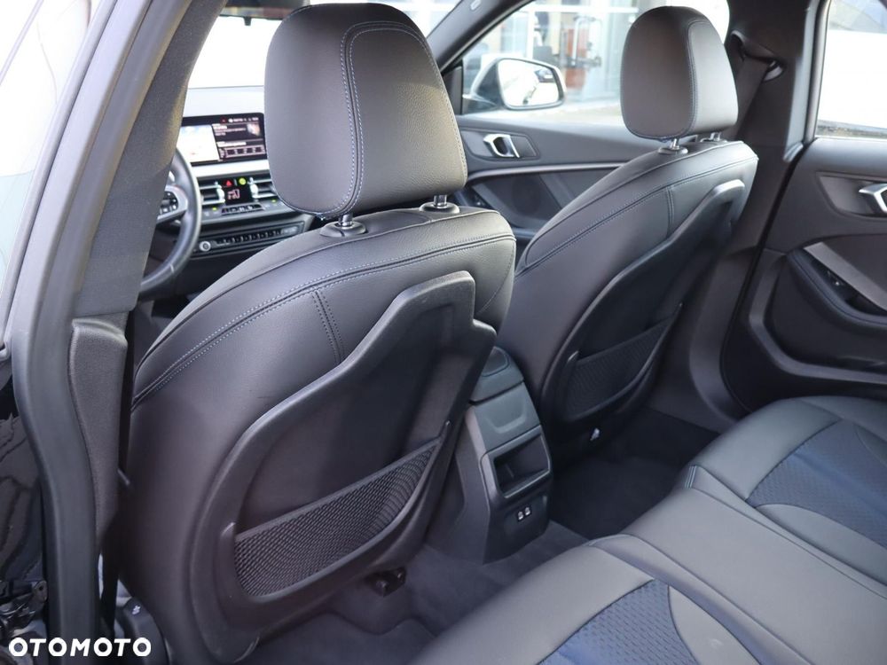 BMW Seria 2 218i M Sport - 17