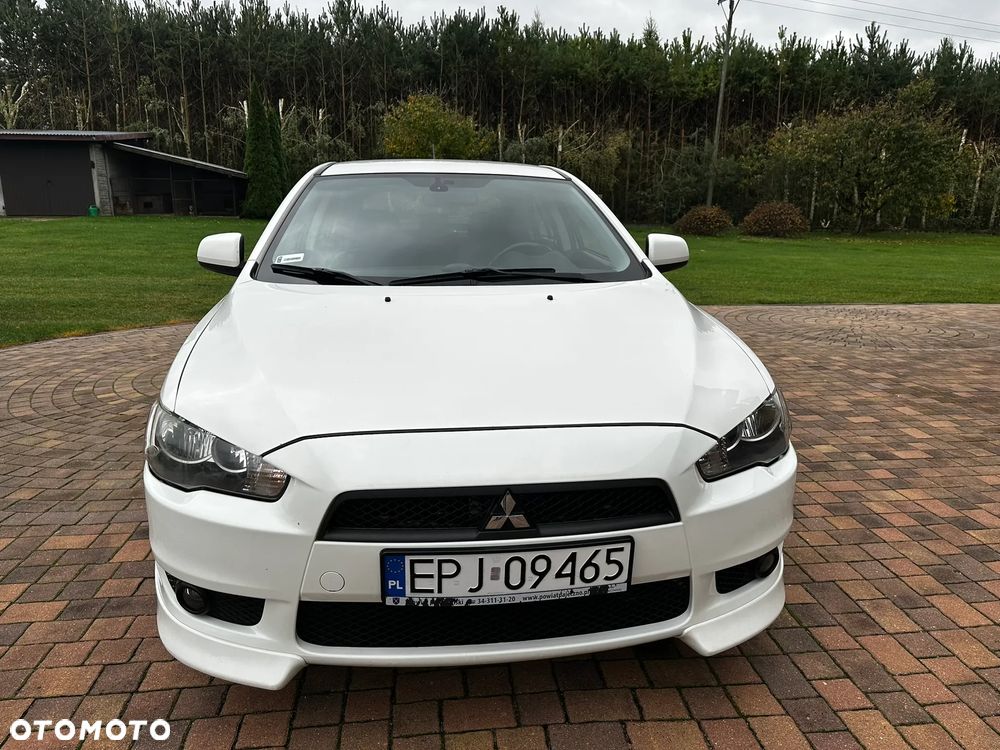 Mitsubishi Lancer 1.8 Invite CVT - 2