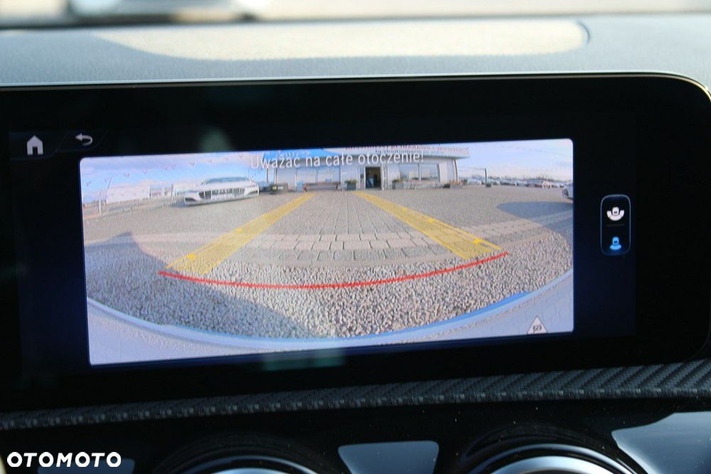 Mercedes-Benz CLA - 28