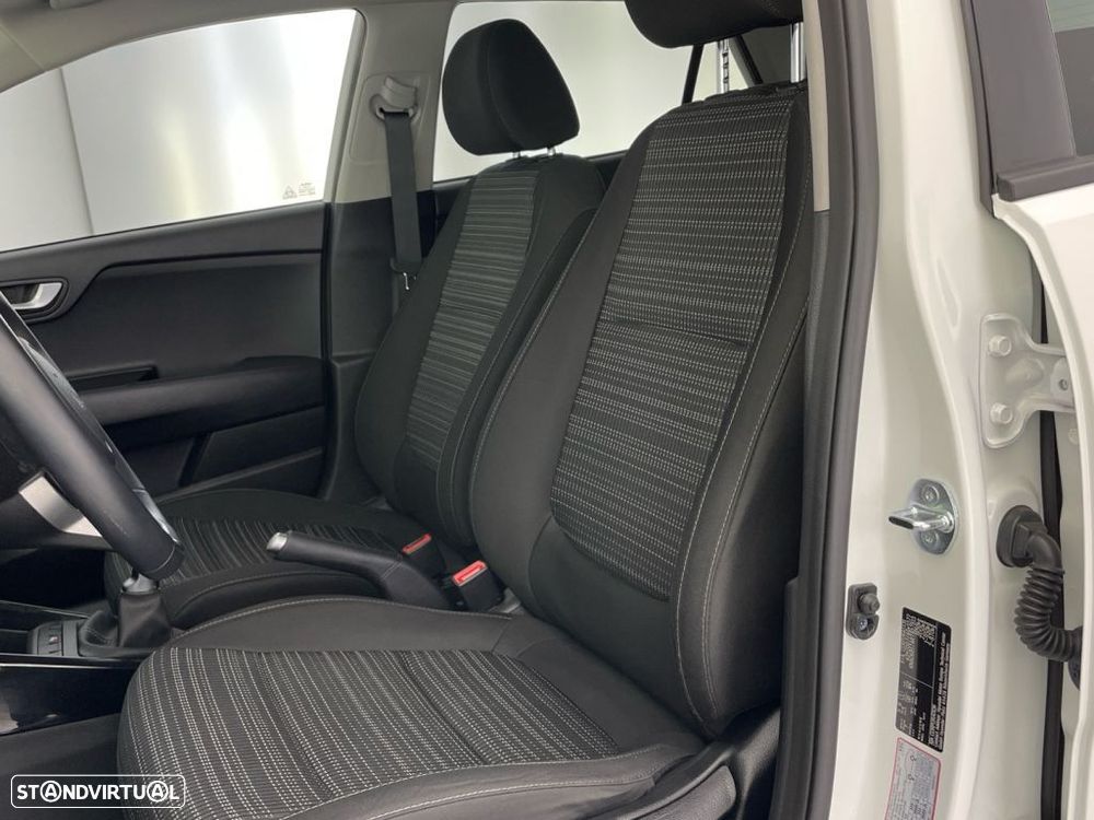 Kia Stonic 1.0 T-GDI Drive - 18