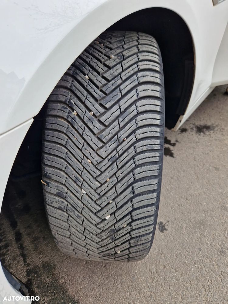 BMW Seria 5 520d Aut. BluePerformance - 24