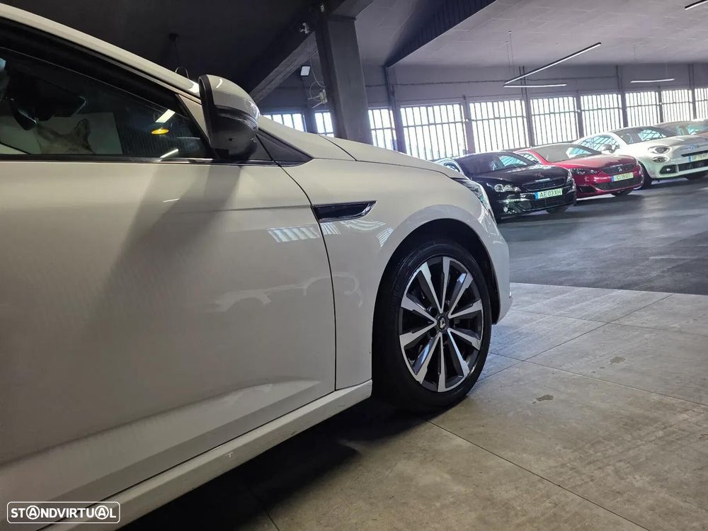 Renault Mégane Sport Tourer 1.5 Blue dCi R.S. Line — fotografia 4