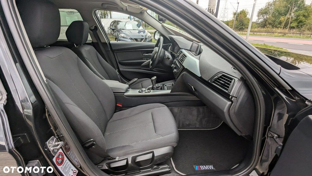 BMW Seria 3 - 18