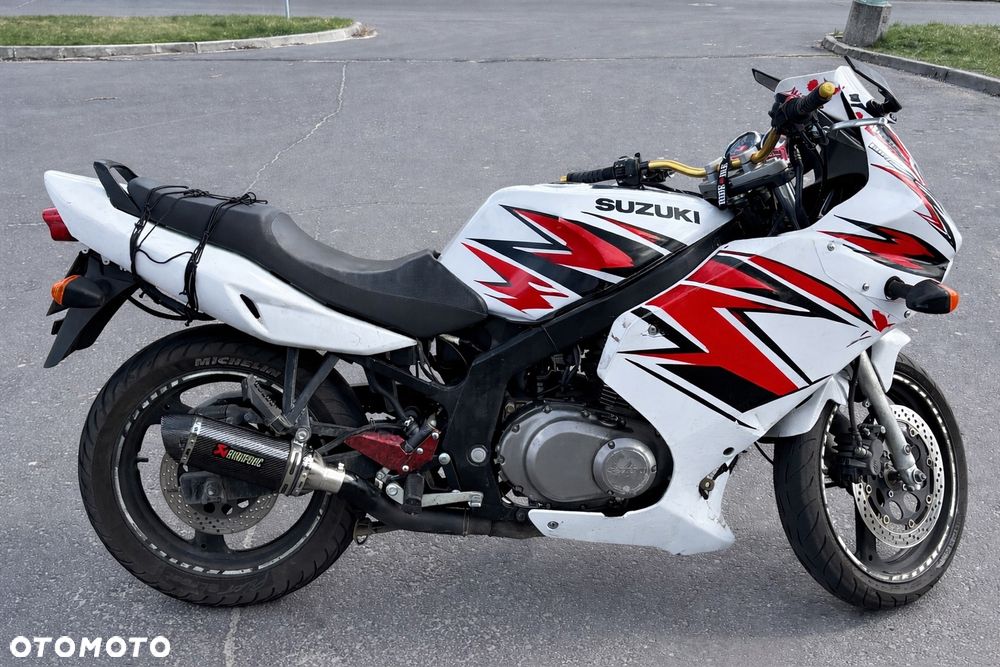 Suzuki GS - 20