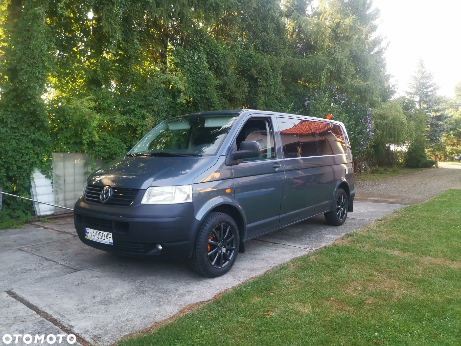 Volkswagen Caravelle TDI L1 - 1