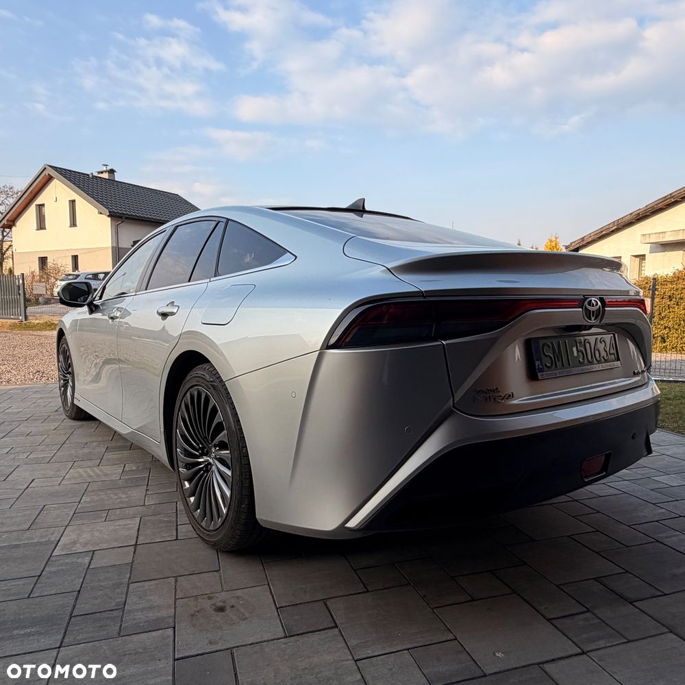 Toyota Mirai Executive - 4