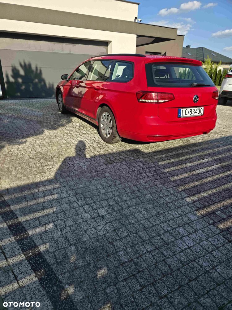 Volkswagen Passat 1.6 TDI BMT Comfortline - 3