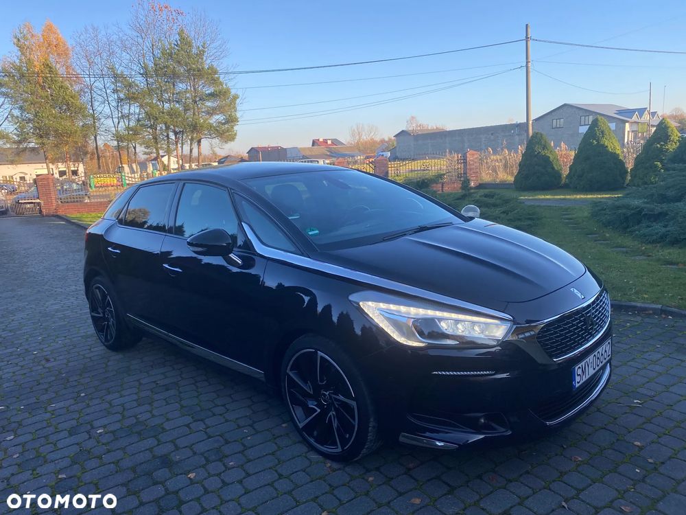 DS Automobiles DS 5 - 9