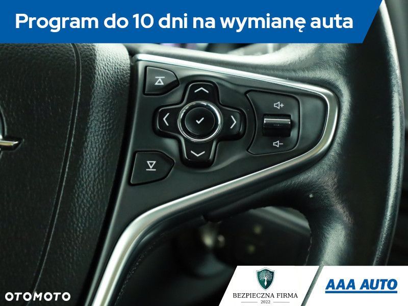 Opel Insignia - 20