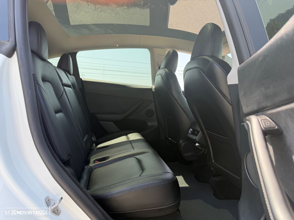 Tesla Model Y Tração Traseira - 27