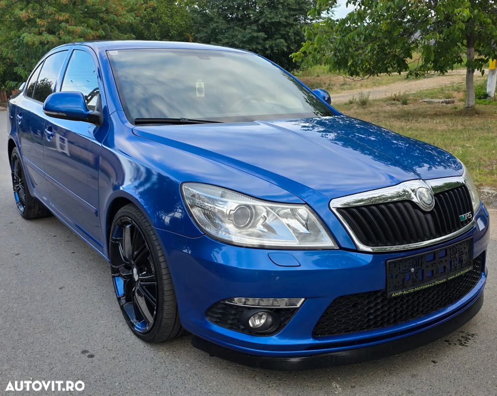 Skoda Octavia 2.0 FSI Turbo RS - 3
