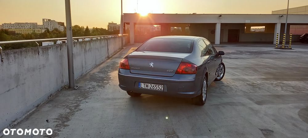 Peugeot 407 - 12