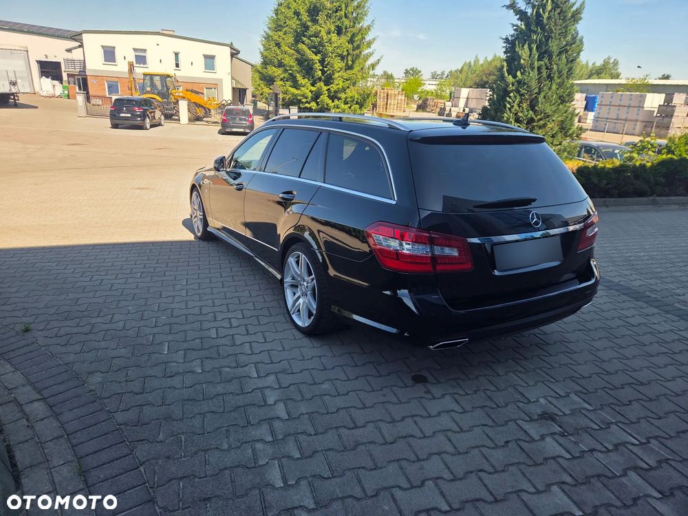 Mercedes-Benz Klasa E 250 BlueEFFICIENCY 7G-TRONIC Avantgarde - 3
