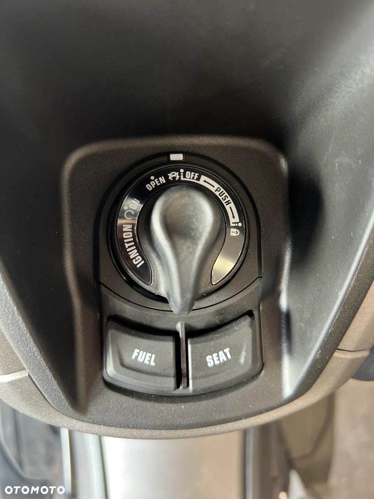 Yamaha NMAX - 13