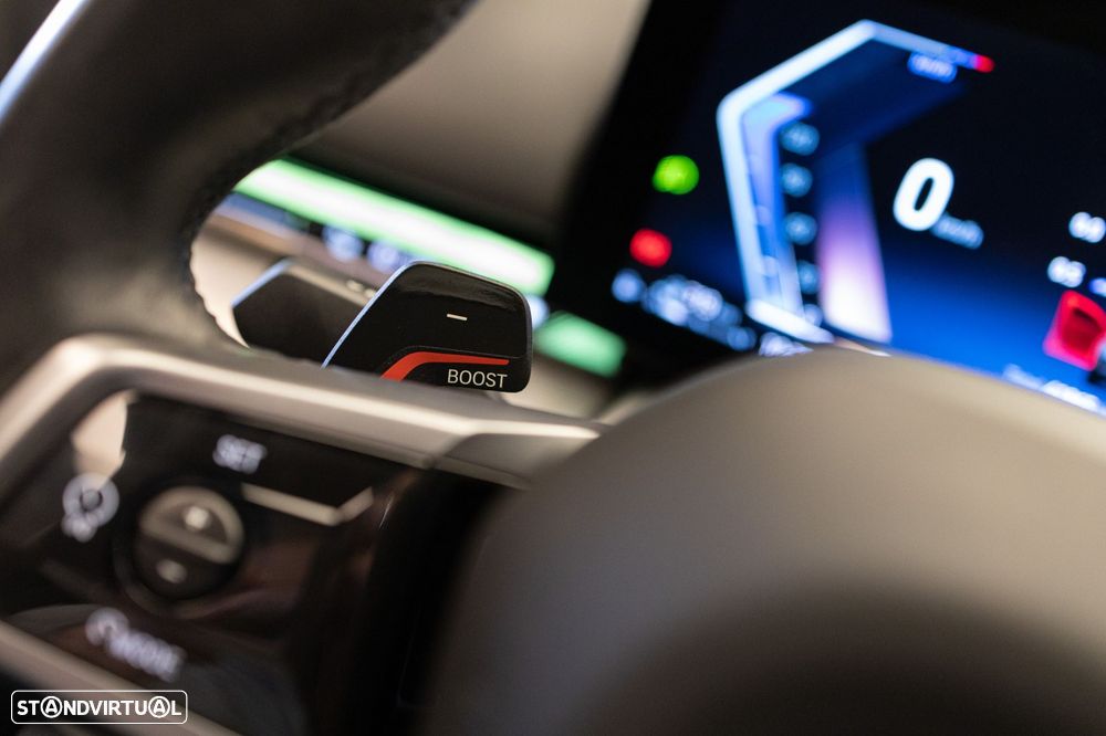 BMW 530 e Pack Desportivo M Pro - 27