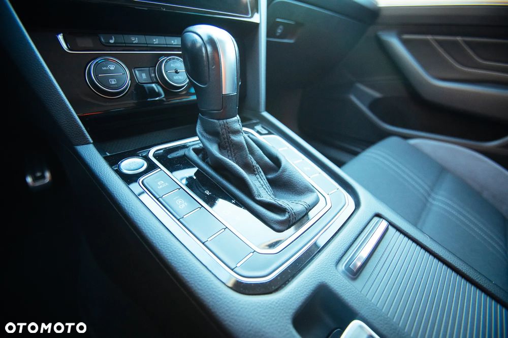 Volkswagen Passat Alltrack 2.0 TDI SCR 4Mot DSG7 - 21