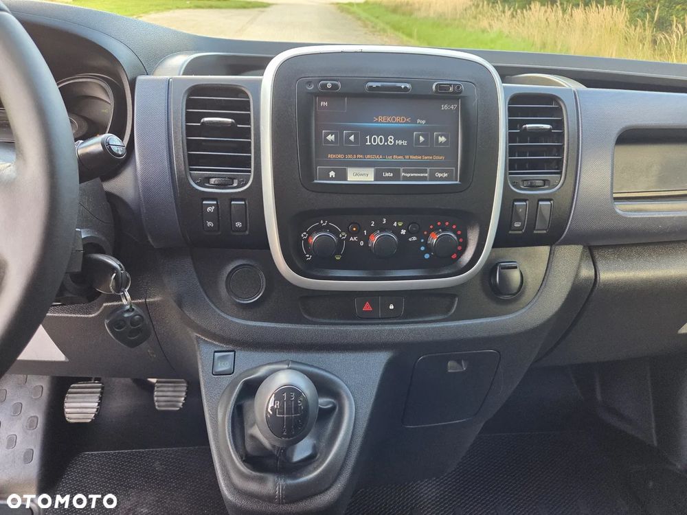 Opel Vivaro - 20